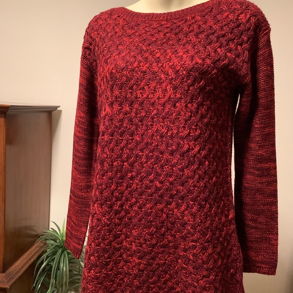 Slenderizing long sleeve boat neck sweater. It's Our Time brand. Small, Burgundy - Picture 2 of 9